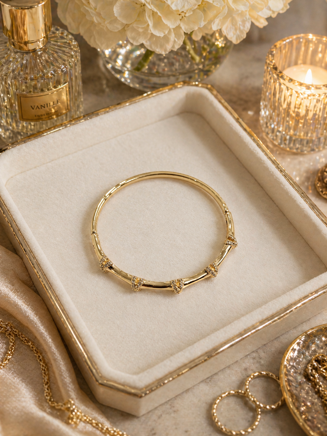 Celeste Knot Bangle