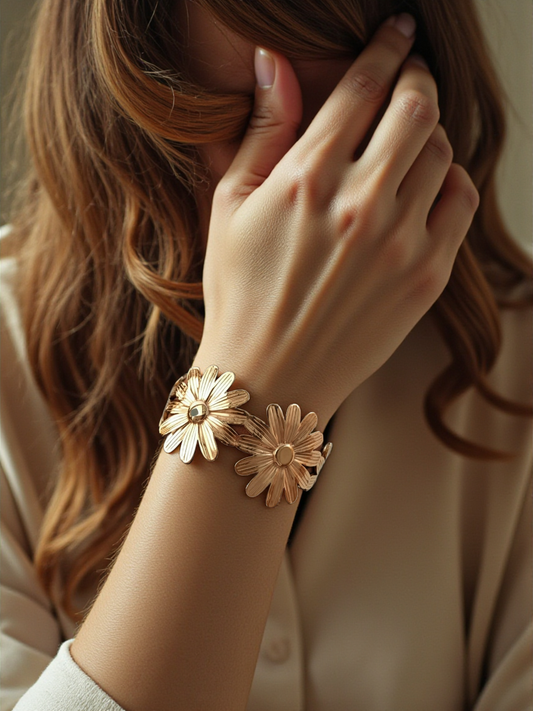 Golden Daisy Bloom Bracelet