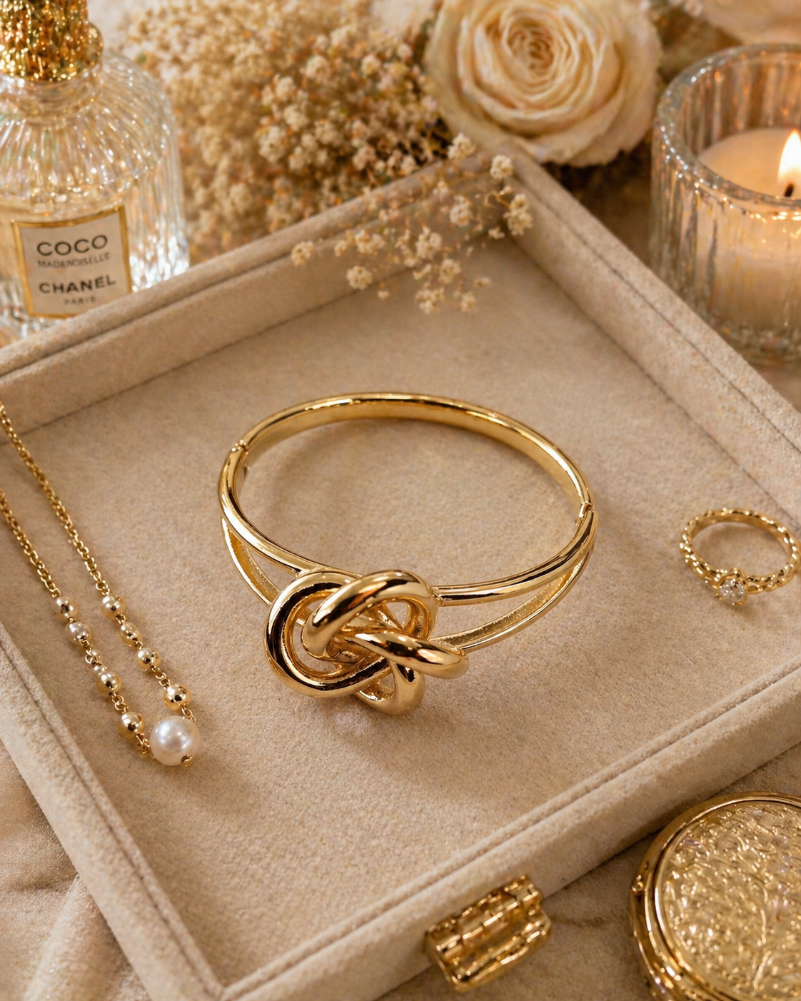 Knot Elegance Openable Bangle