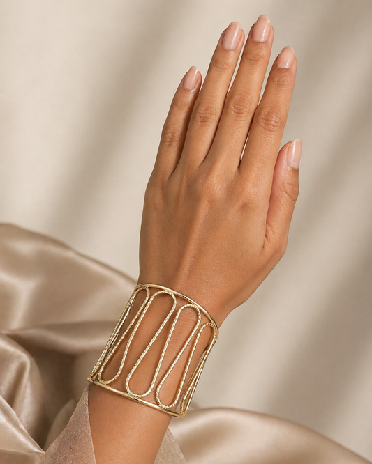 Golden Wave Sculpted Hand Cuff