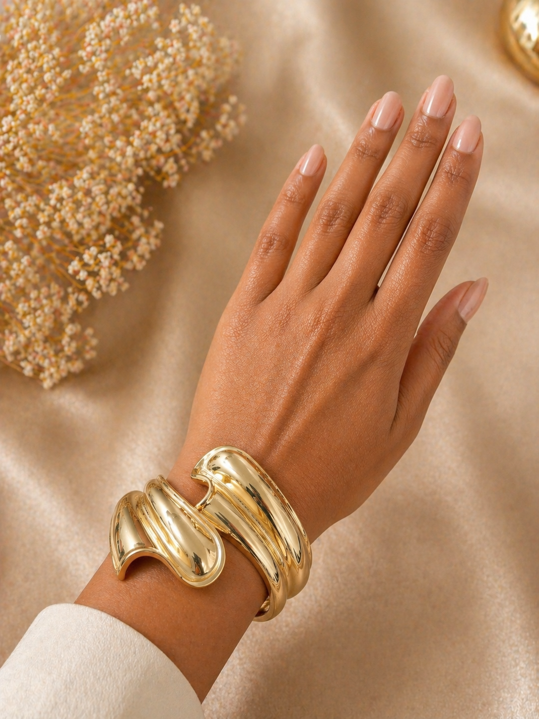 Golden Melt Luxe Hand Cuff
