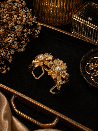 Golden Blossom Pearl Hand Cuff