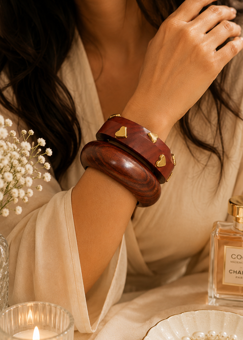 Heart Wooden Bangle Set