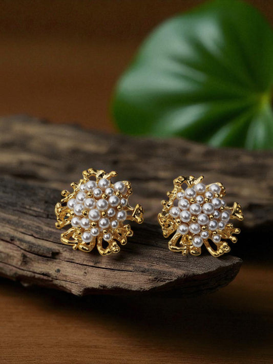 CLUSTER PEARL EARRINGS