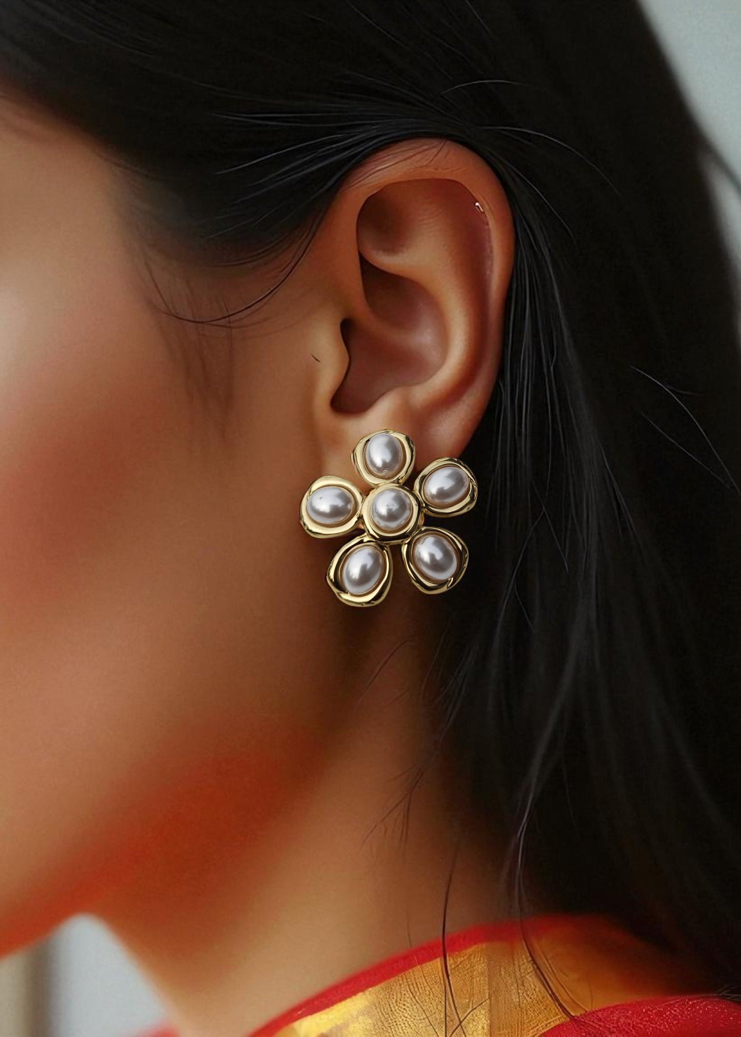 FLORAL PEARL STUDS