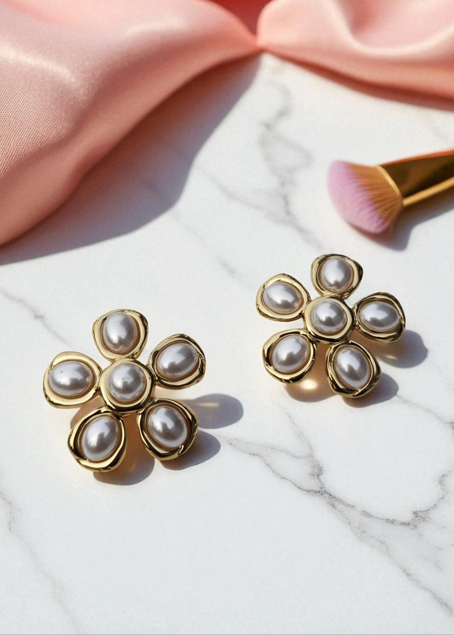 FLORAL PEARL STUDS